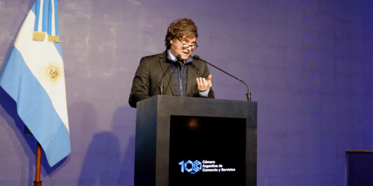 Milei defendió los vetos: “Fue un espectáculo macabro, está secuestrado por el kirchnerismo”