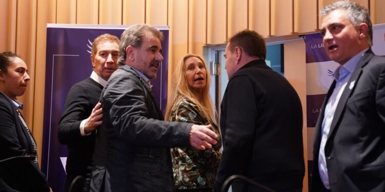 El Pro amenaza con retirar a sus fiscales de La Matanza por una pelea con LLA