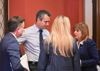 El nuevo triángulo “karinista” que impulsará las reformas de Milei en el Congreso