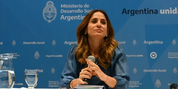 «El plan está roto»: La ex funcionaria Tolosa Paz reveló fallas estructurales en el programa de Milei.