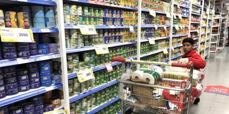 Señal clave para Milei: qué pronostican las consultoras sobre la inflación de abril.