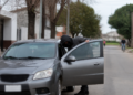 Córdoba: un hombre roba un auto con una niña adentro y se hace escapar