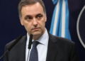 La Justicia podría convocar a Manuel Adorni a declaración indagatoria antes de la feria judicial