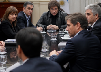 Milei convoca al Gabinete en medio de la tensión por las declaraciones de Bullrich y el caso Adorni