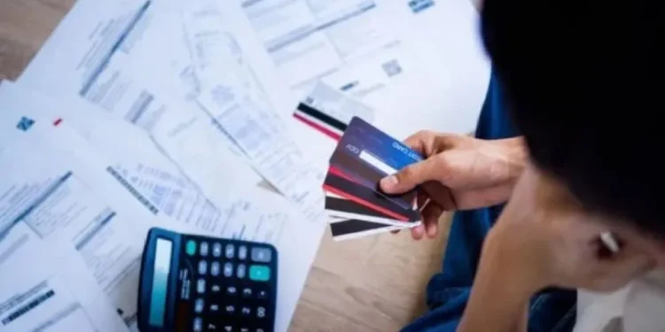 Más de 5,3 millones de personas enfrentan deudas en mora en el sistema financiero argentino