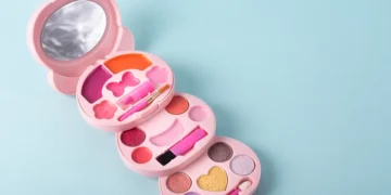 Prohibición de maquillajes infantiles por parte de la ANMAT ante riesgos para la salud