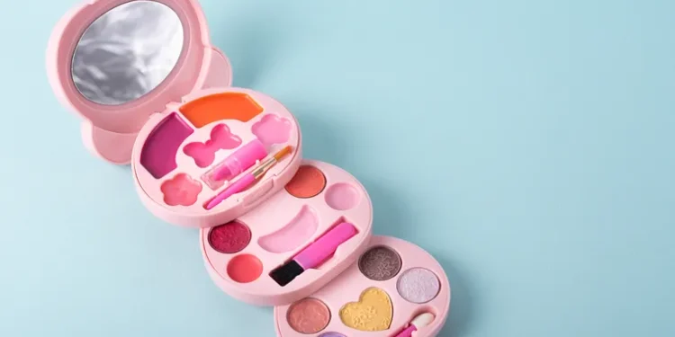Prohibición de maquillajes infantiles por parte de la ANMAT ante riesgos para la salud