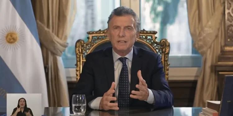 Macri subraya la importancia del equilibrio fiscal y demanda más inversión en infraestructura