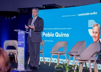 Quirno aboga por la apertura comercial ante empresarios: “Es hora de dejar atrás el proteccionismo”