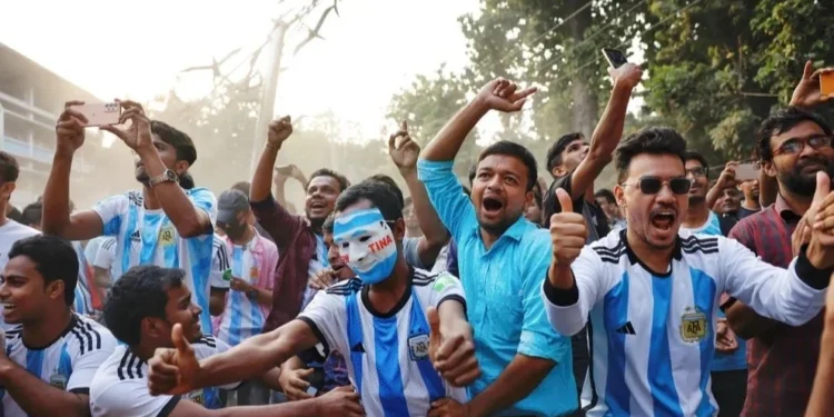 El embajador argentino en Bangladesh describe la devoción por la selección: “La mitad del país celebra los triunfos”