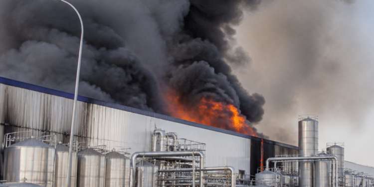 Incendio afecta la planta de SanCor en Sunchales