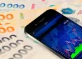 Los rendimientos de los plazos fijos caen: análisis del mercado bancario del 4 de junio