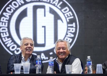 La CGT presenta una denuncia ante la OIT por el ‘desmantelamiento’ de derechos laborales en Argentina