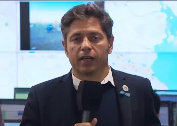 El gobierno de Kicillof critica a Milei por la gestión de rutas y exige el traspaso de una autopista