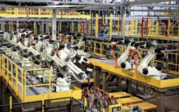 Producción industrial: pronostican una caída del 0,7% en el primer semestre y la recuperación pierde impulso