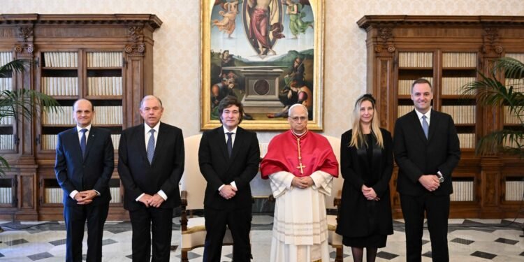Karina Milei coordinará la visita del papa León XIV con autoridades nacionales y provinciales