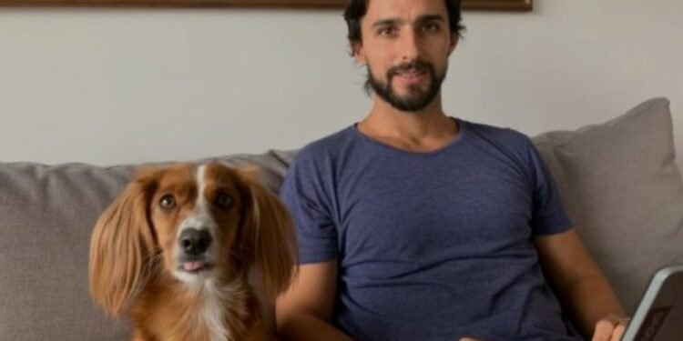Juan Manuel Liquindoli, adiestrador canino: “Que tu perro envejezca no significa que no disfrute la vida”