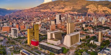 La transformación de Medellín: un imán de oportunidades para emprendedores argentinos